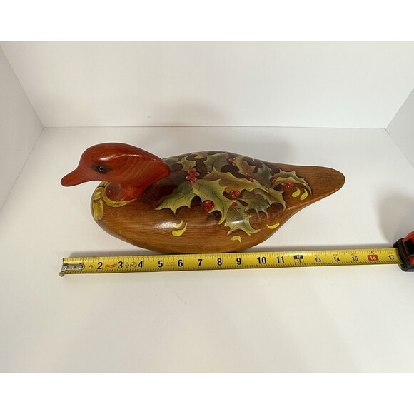 VTG Wooden Duck Decoy Red Headed.‎ Handpainted Holly And Bow.  6”x 16” Aprox. - Picture 9 of 12